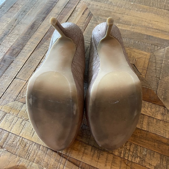 Peeped toe high heels - Picture 8 of 8